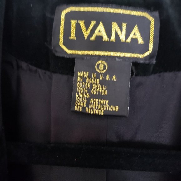 Ivana Trump Velvet Blazer - Picture 6 of 9